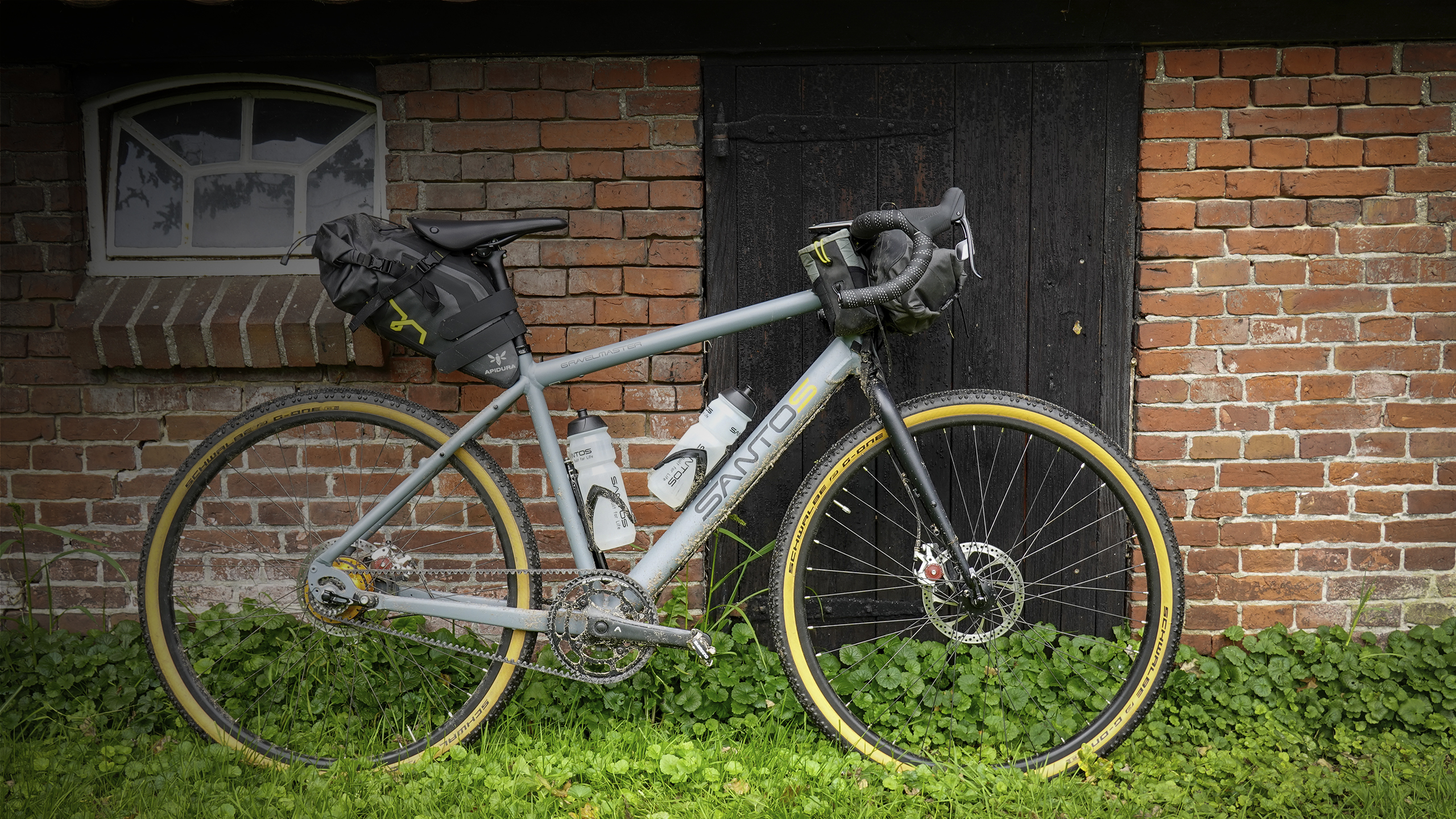 Santos Gravelmaster lichte bepakking gravelfiets