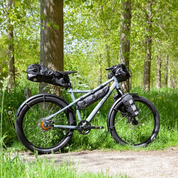 SUB - Een veelzijdige, robuuste fiets die klaar is voor de stad, een bikepacking tripje of een fietsvakantie