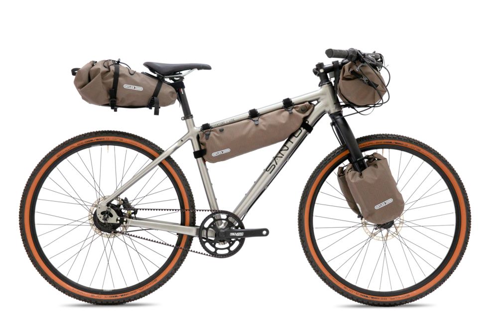 De adventure lite met bike packing tassen
